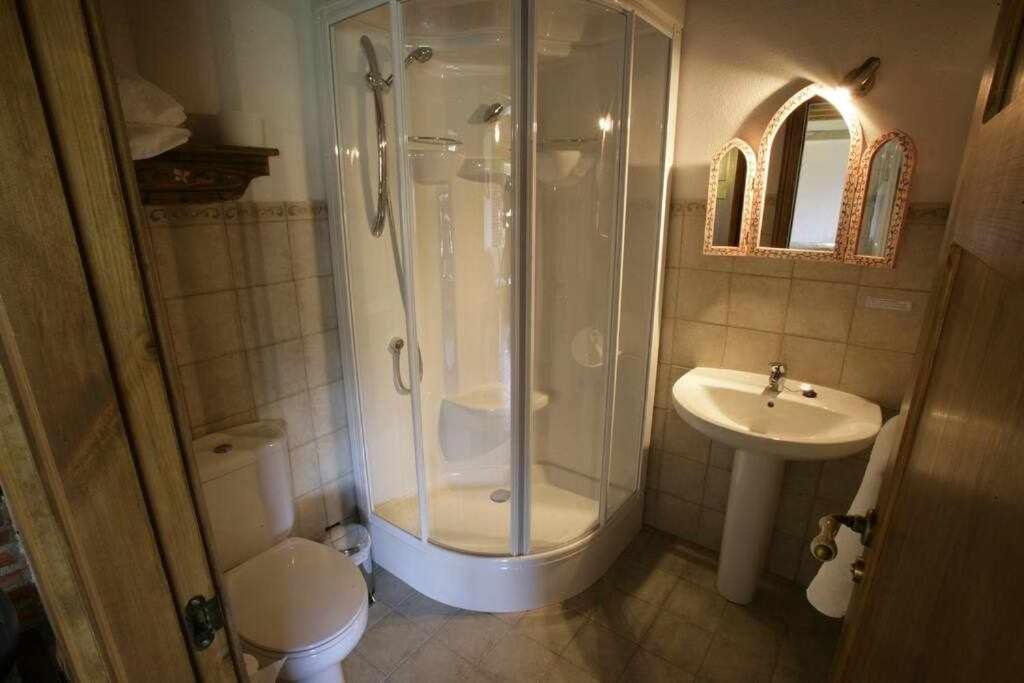 Apartamento Rural El Labrador Es Un Comodo Y Acogedor Apartamento Cabezas Bajas Exteriör bild